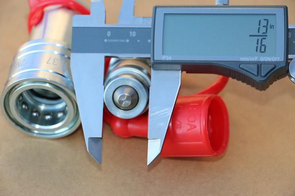 Dust caps for 1/2" body Ag style quick couplers standard size